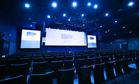 客席から見たステージ